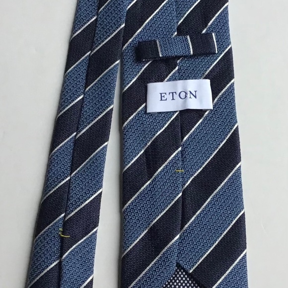 Eton classy navy & blue  striped  textured silk & cotton tie made in Italy 🇮🇹 - Picture 3 of 6